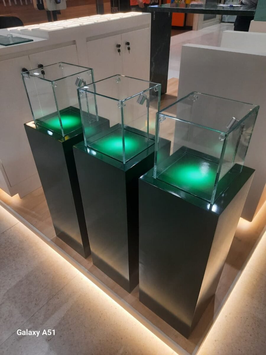 Kiosks & POS Display